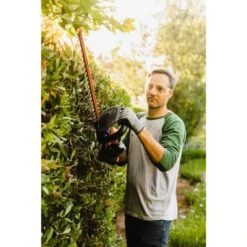 Worx WG261.9 20V Power Share 22" Cordless Hedge Trimmer (Tool Only) 12 Worx WG261.9 20V Power Share 22" Cordless Hedge Trimmer (Tool Only) -Worx Power Sales Store GUEST 2538c040 6e7a 4961 a237 4e1cad0af42b